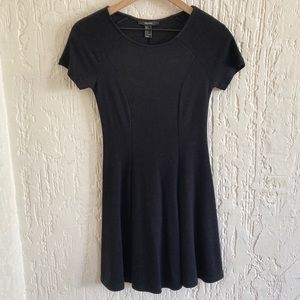 Forever 21 Black Short Sleeve Dress Size Small